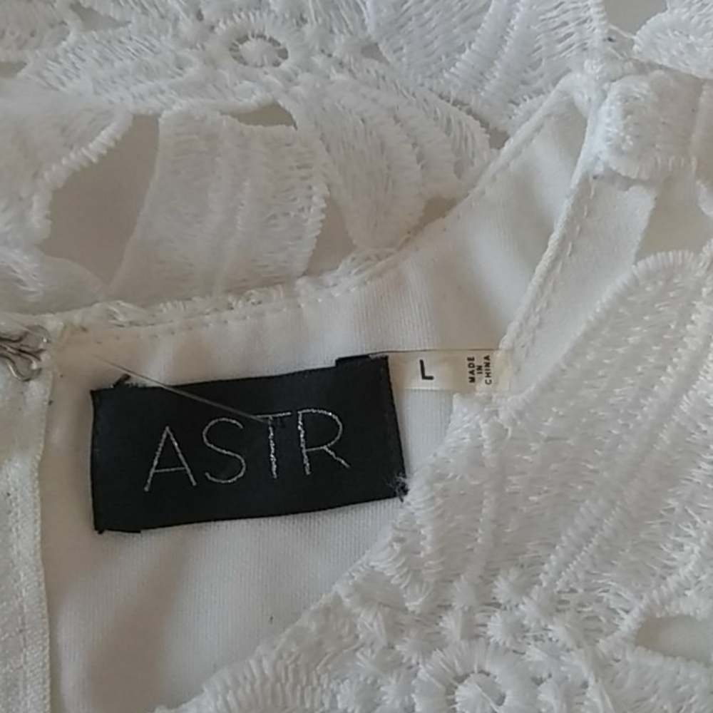 Dress - Picture 4 of 5